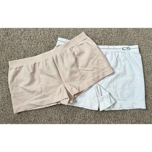 Champion by C5 & One Seamless Boyshort Panties Set Of 2 NWOT Women’s Size Small - Picture 1 of 4